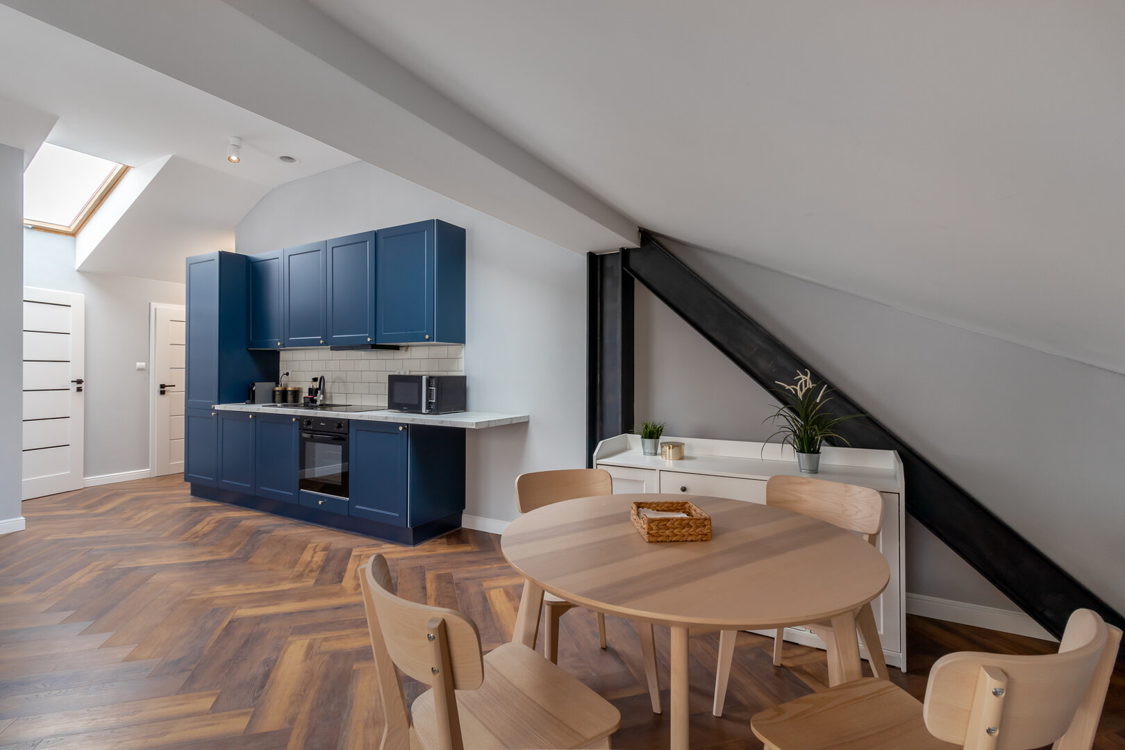 GOLDEN APARTMENTS & GLAMPING SPÓŁKA Z OGRANICZONĄ ODPOWIEDZIALNOŚCIĄ - 2