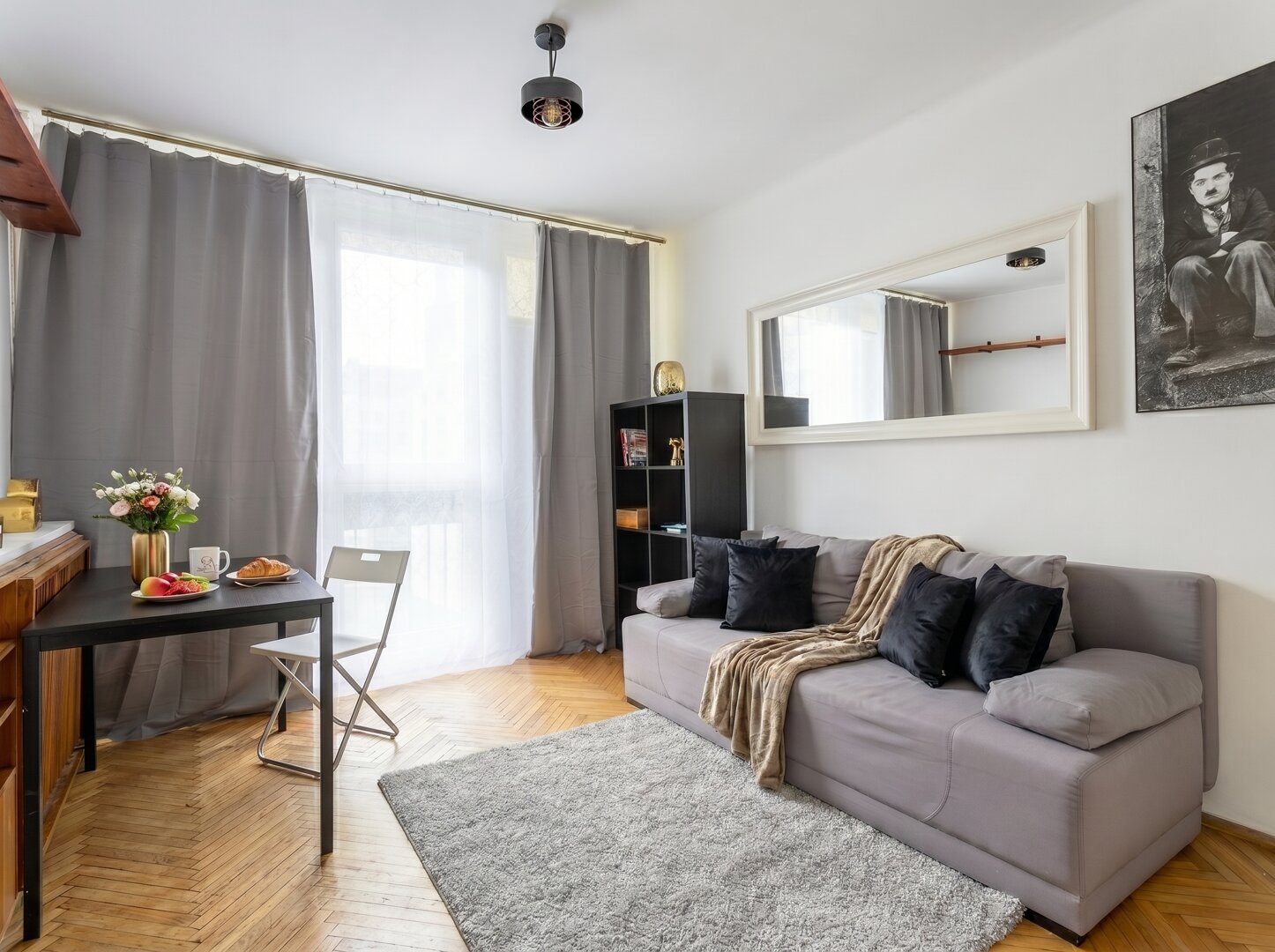 Golden Apartments- Great Location-City Center - Zelazna Golden Apartments- Great Location-City Center - Zelazna