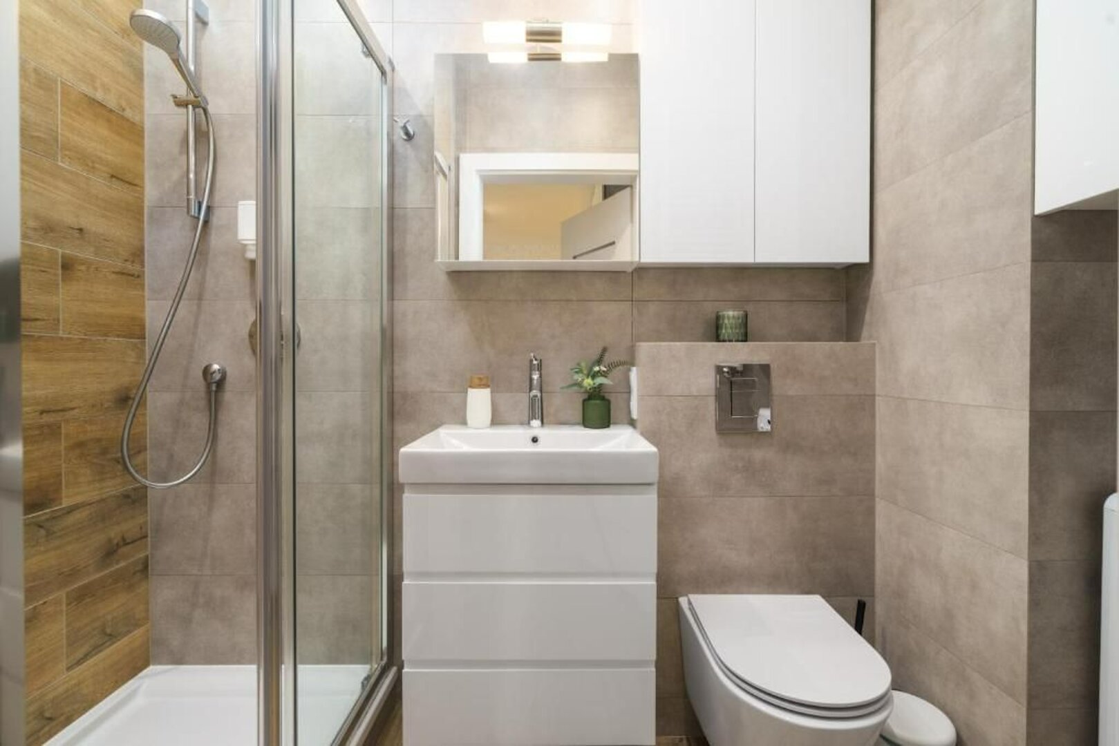 GOLDEN APARTMENTS & GLAMPING SPÓŁKA Z OGRANICZONĄ ODPOWIEDZIALNOŚCIĄ - 9