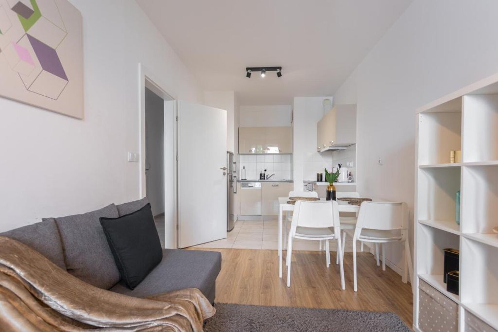 Golden Apartments Warsaw –  Pereca Residence,72 Golden Apartments Warsaw –  Pereca Residence,72