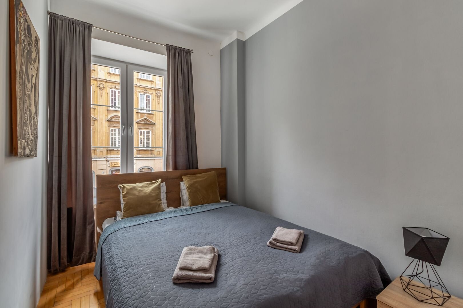 Golden Apartments - Great Location- Warsaw Stays-F14