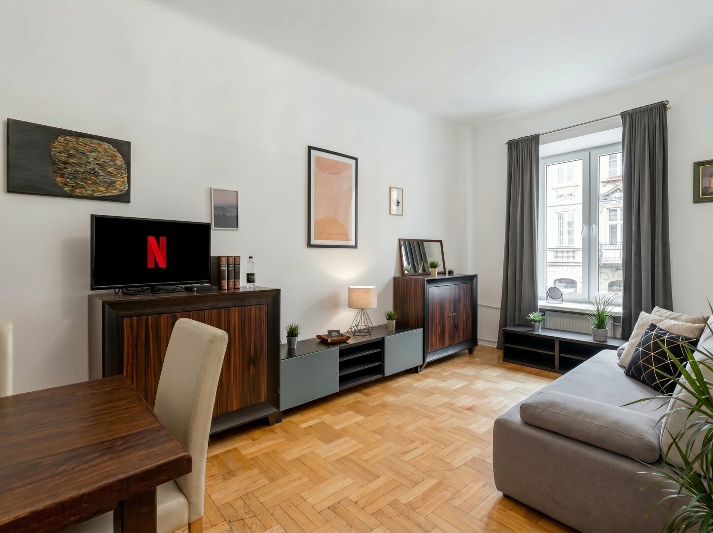Golden Apartments - Great Location- Warsaw Stays-F14 Golden Apartments - Great Location- Warsaw Stays-F14