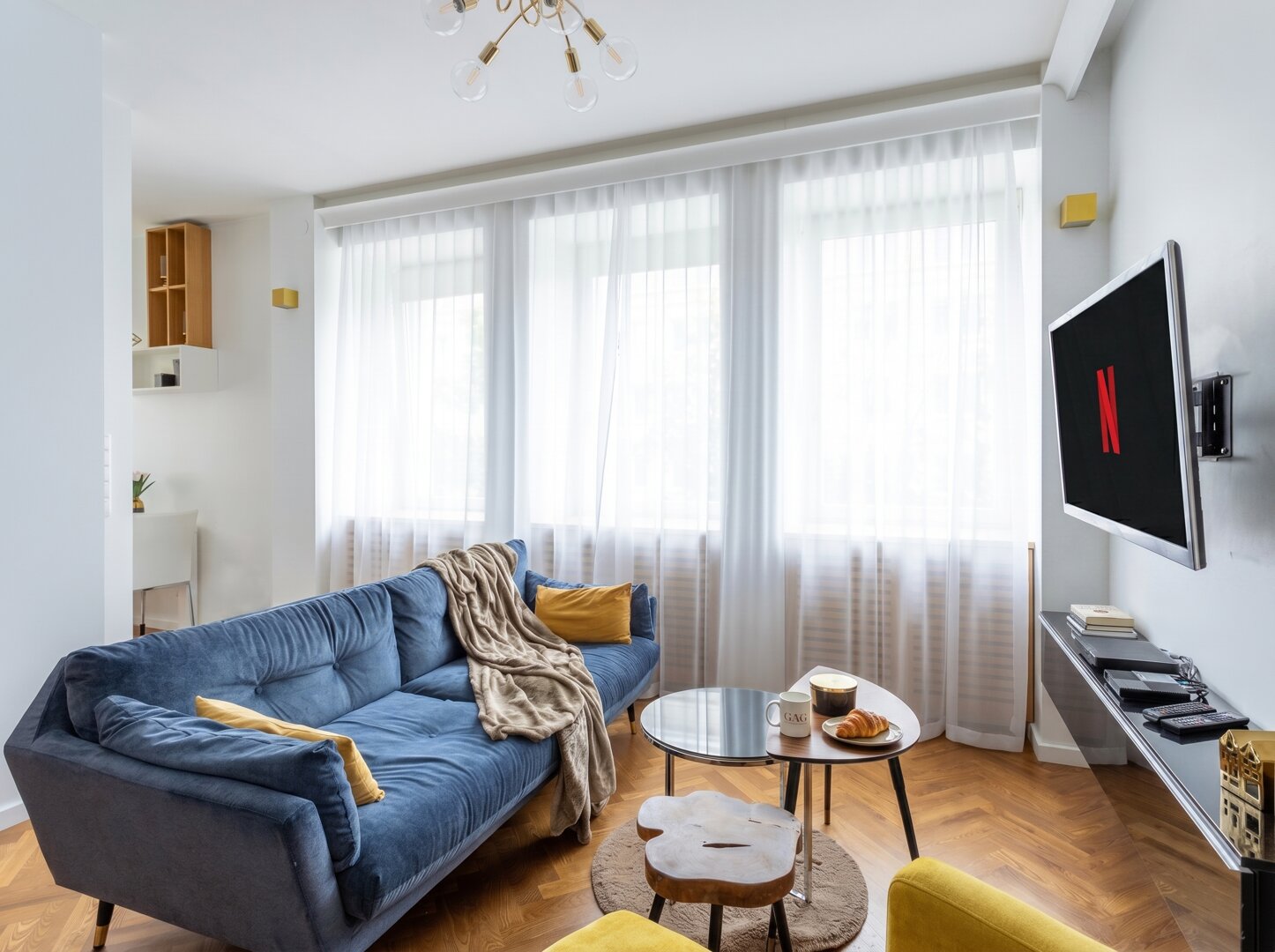 Golden Apartments in Warsaw - City Center - Żurawia Golden Apartments in Warsaw - City Center - Żurawia