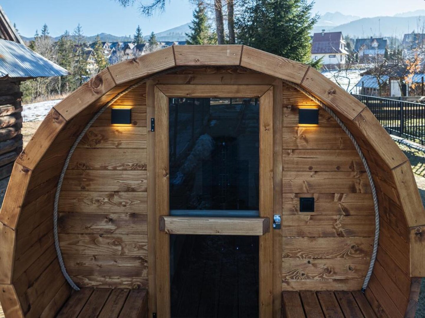 GOLDEN APARTMENTS & GLAMPING SPÓŁKA Z OGRANICZONĄ ODPOWIEDZIALNOŚCIĄ - 32