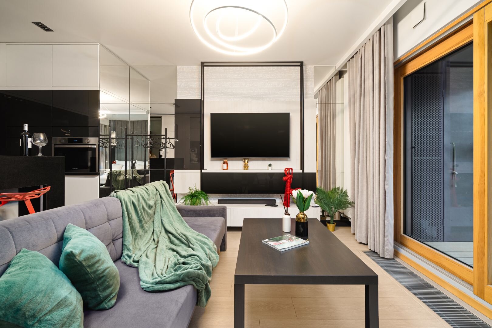 Golden Luxe Residence - Mennica Residence 