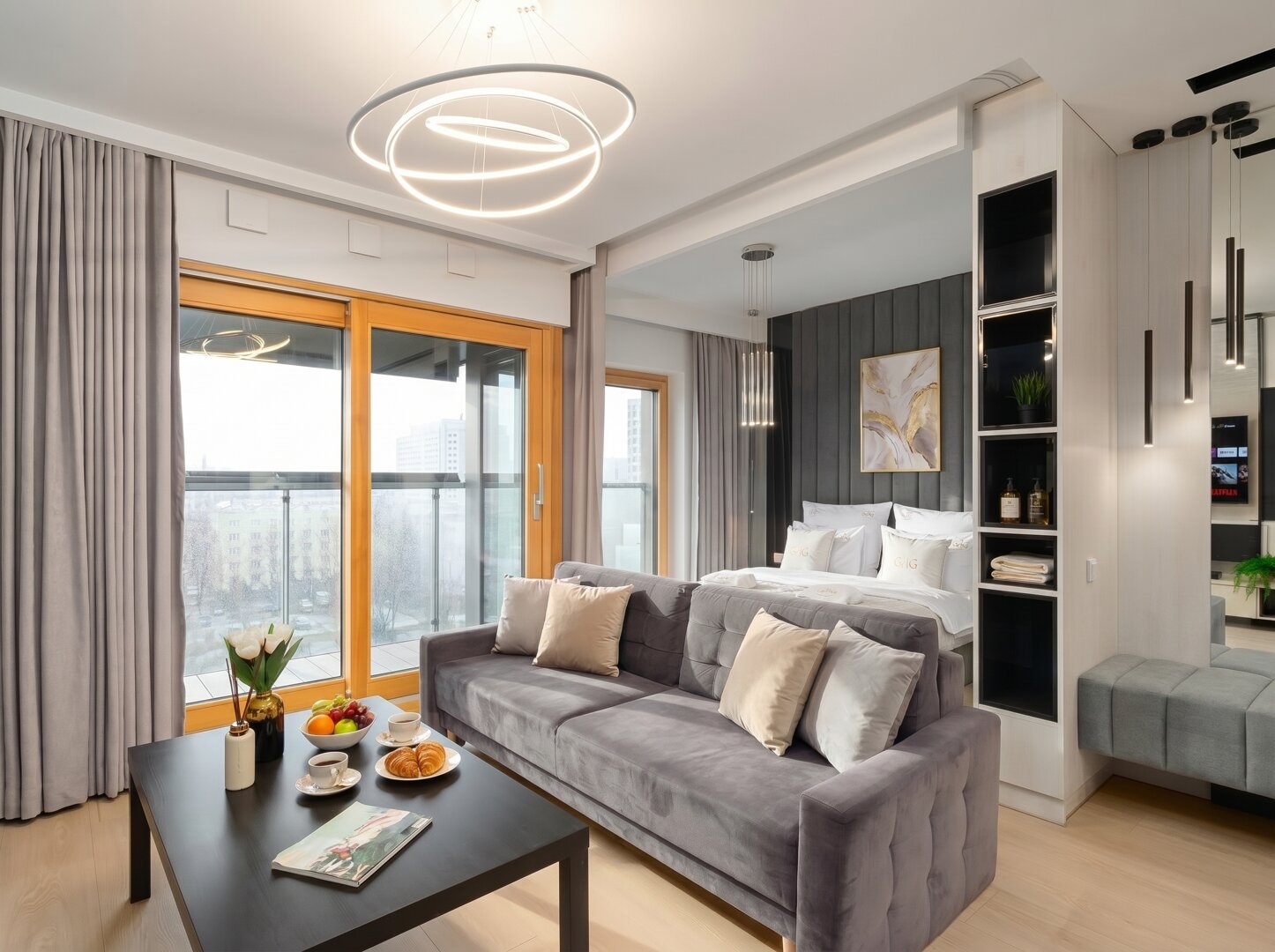 Golden Luxe Residence - Mennica Residence&119