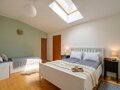 GOLDEN APARTMENTS & GLAMPING SPÓŁKA Z OGRANICZONĄ ODPOWIEDZIALNOŚCIĄ - 160